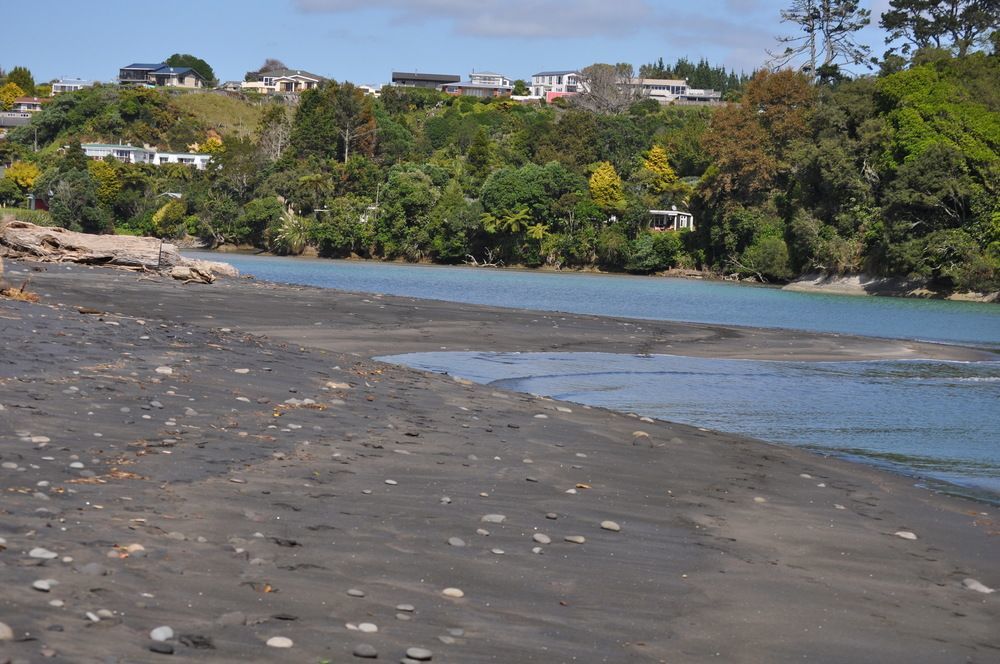 Urenui Beach Camp Eksteriør billede